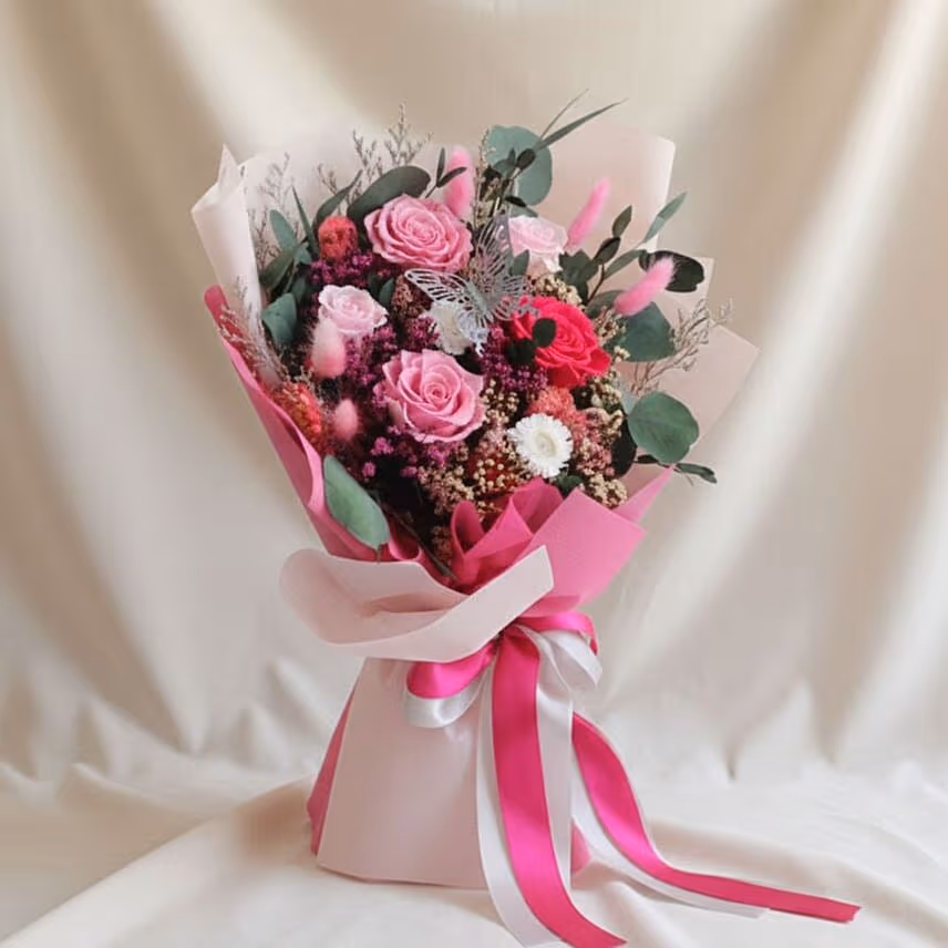 Timeless Love Valentine's 2 in 1 bouquet with built-in vase