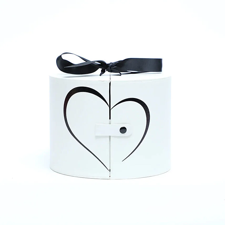 Luxurious Roses Box
