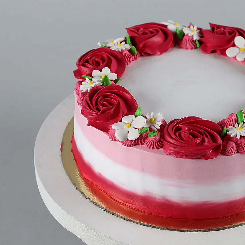 Lovely Red Roses Around Chocolate Cake 1 Kg