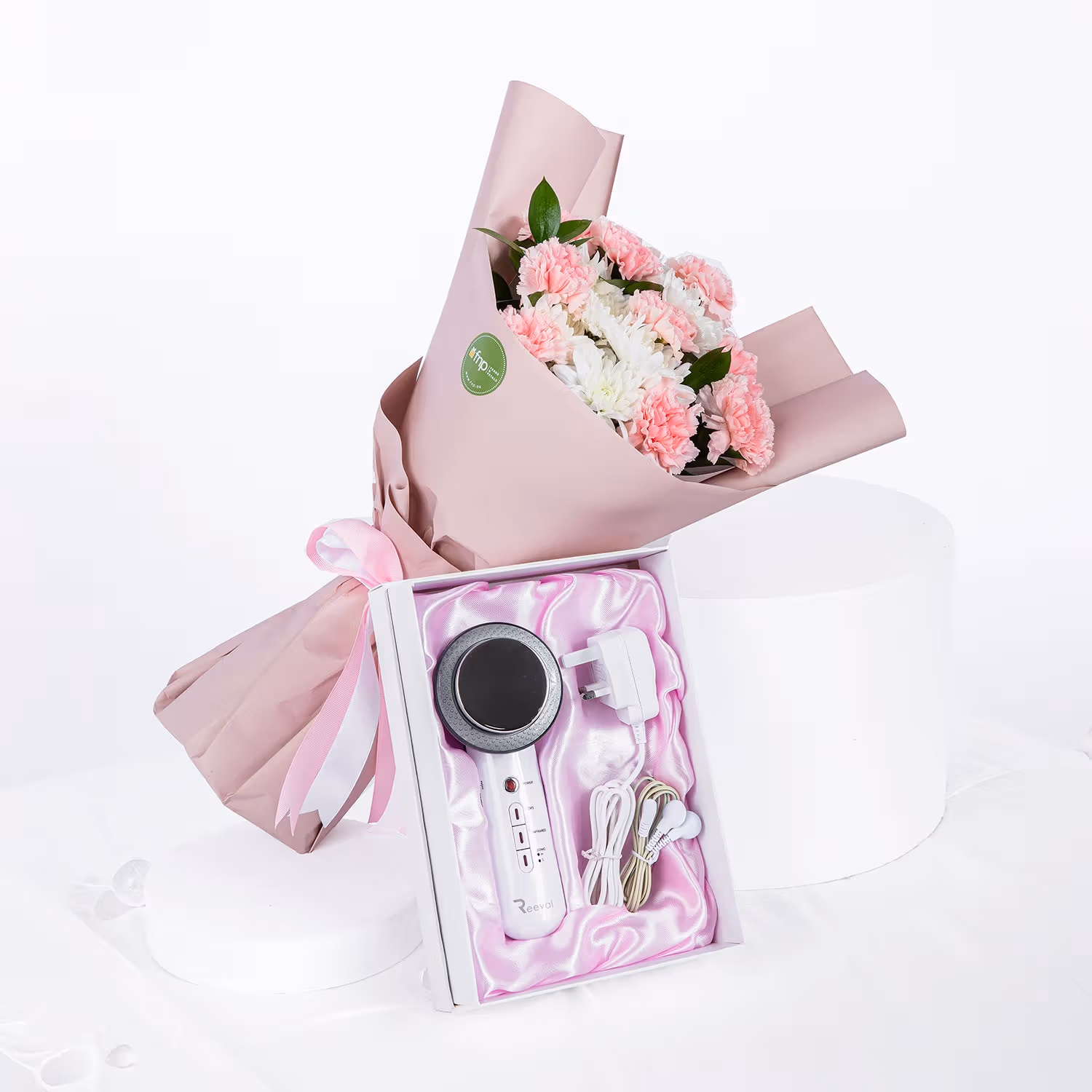 Luxurious Blooms Gift Set with 3-in-1 Skincare Device