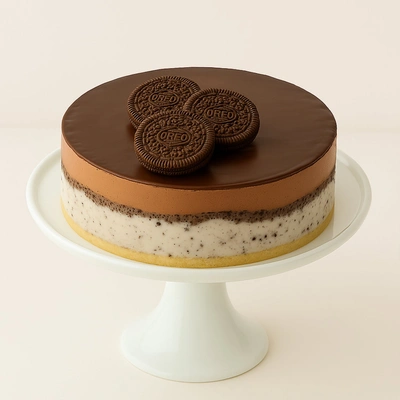 Delicious Oreo and Nutella Layered Cake - 4 Portion