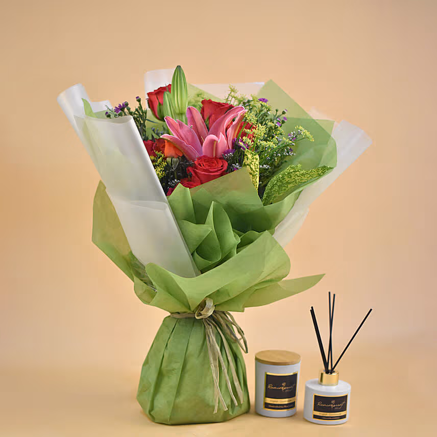 Prepossessing Mixed Flowers Bunch Candle & Diffuser