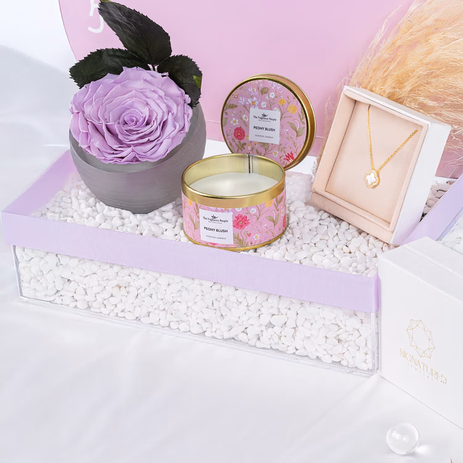 Elegant Forever Blush & Glow Gift Set for Mom
