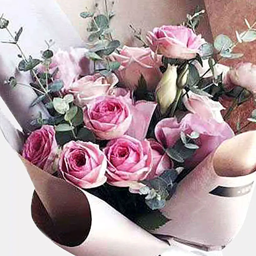 15 Pink Roses Bouquet With Ferrero Rocher