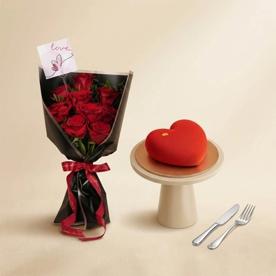 Red Rose Bouquet n Heart Shape Cake