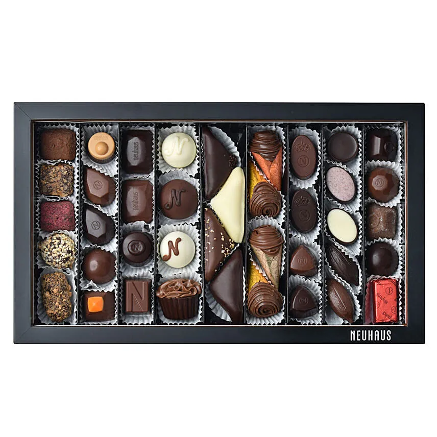 National Day Wooden Hosting Box Masterpieces By Neuhaus