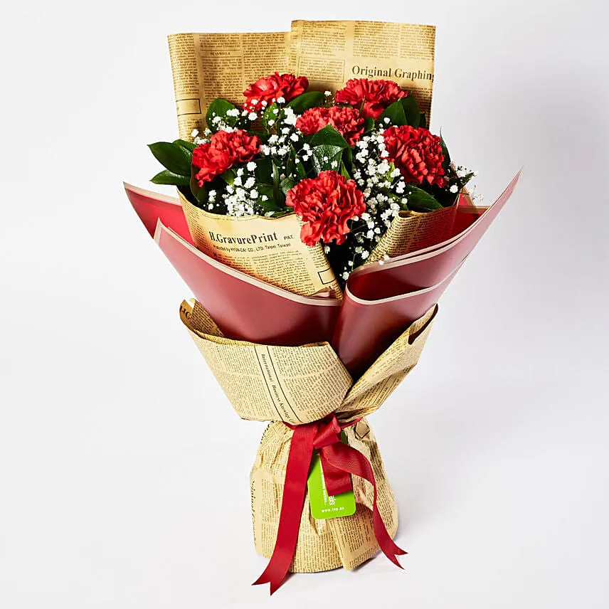 Majestic Mixed Carnations Bouquet With Chocolate Cake