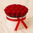  Scarlet Promise Red Rose Box 
