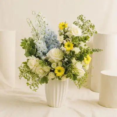 Morning Harmony Flower Vase