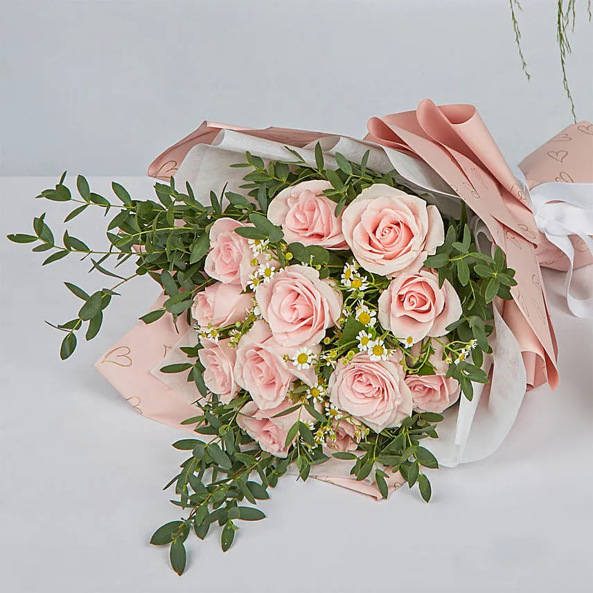 Titanic Rose Chamomile Bouquet With Mini Moet Champagne For Love