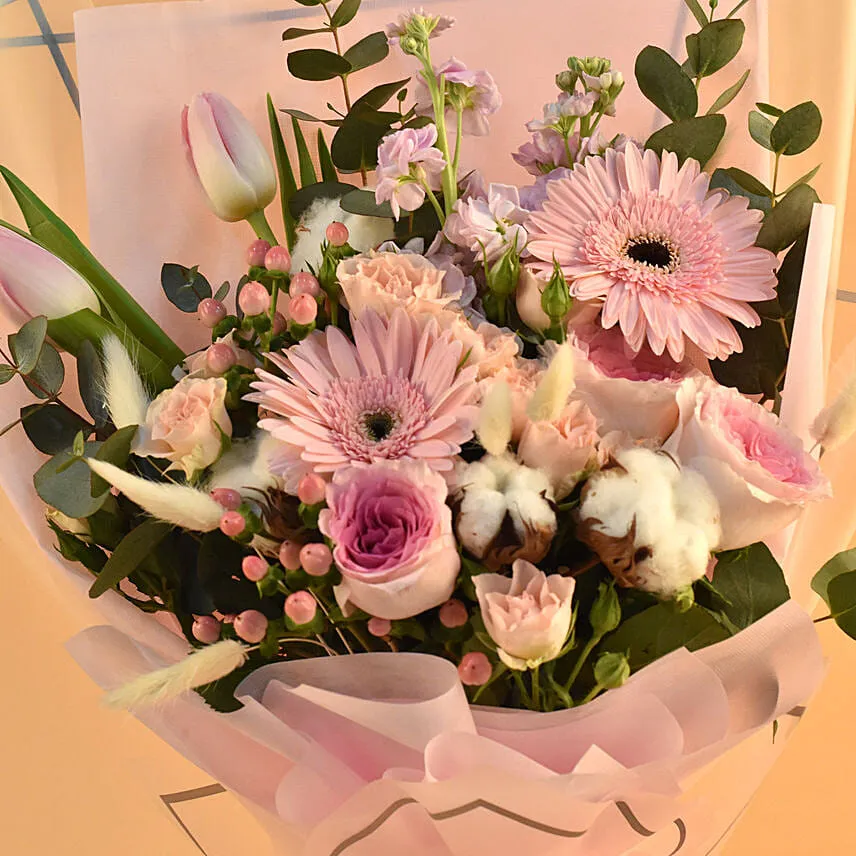 Majestic Blooms Bouquet with Ferrero Rocher