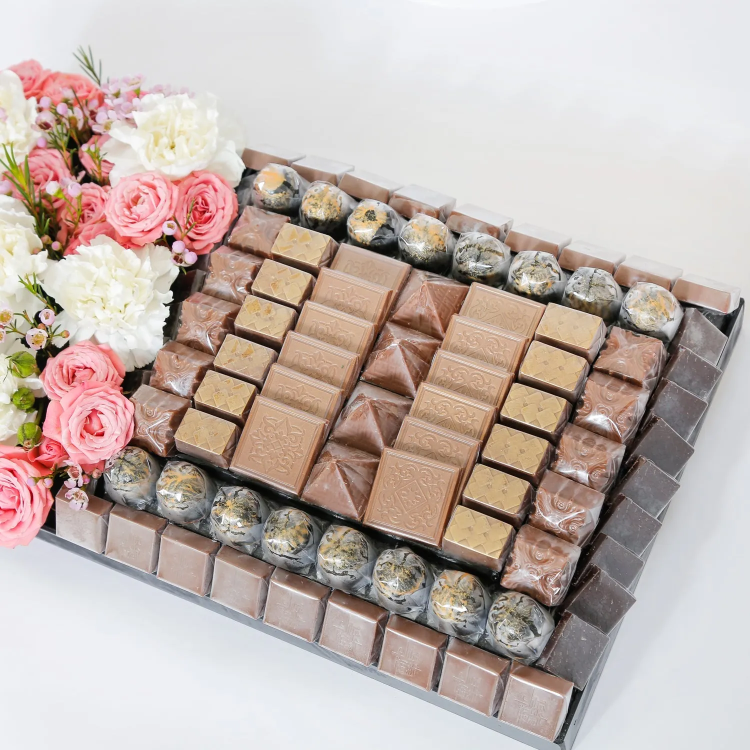 Luxurious Eid Mubarak Chocolate Tray by Opera Patisserie
