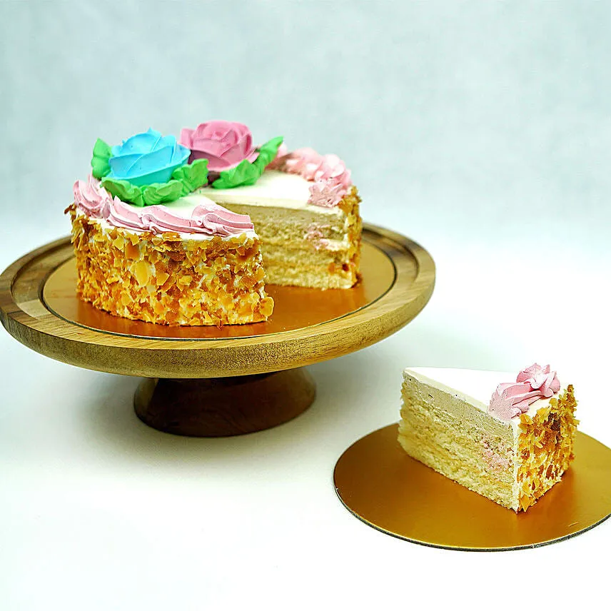 Cheese Minicake With Money Plant