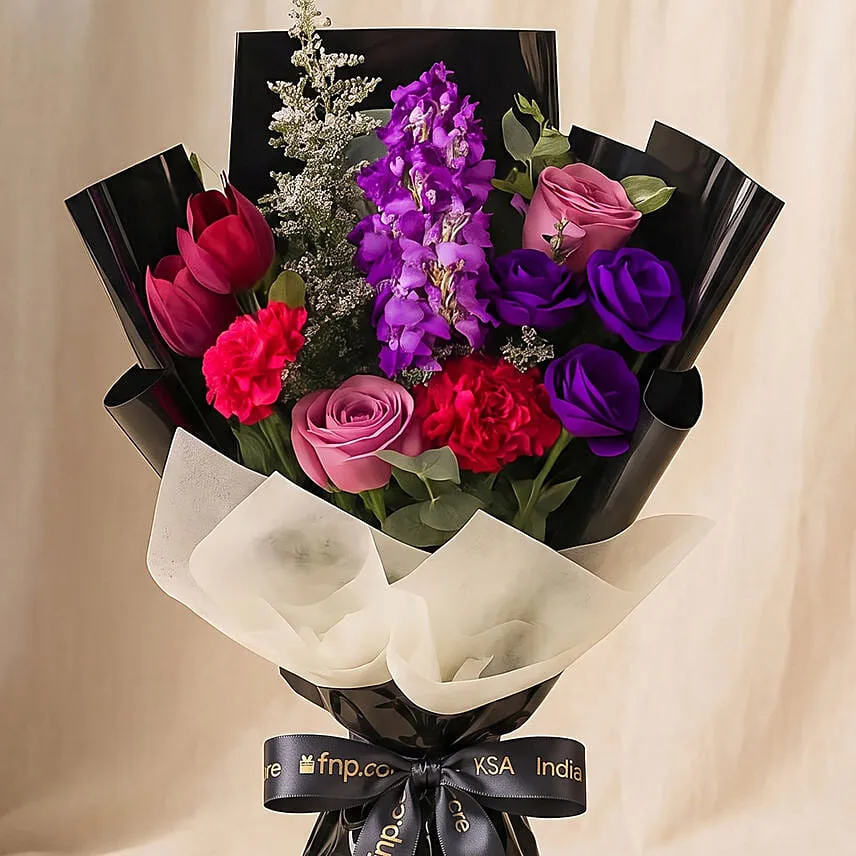 Alluring Mixed Flowers Hand Bouquet