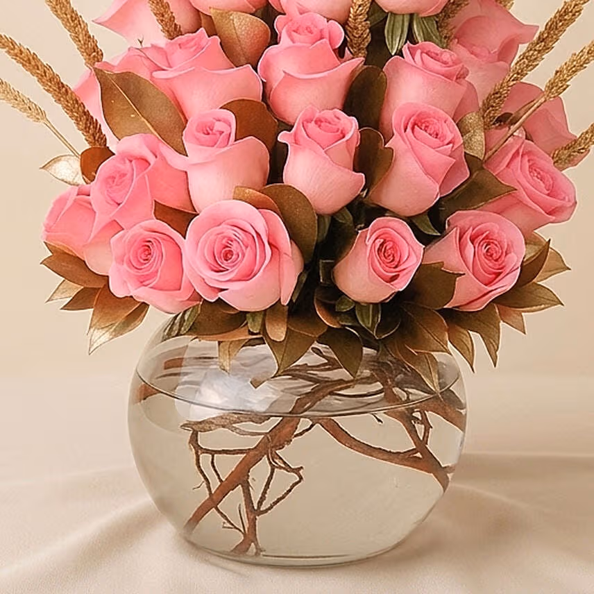 28 Pink Roses Beauty