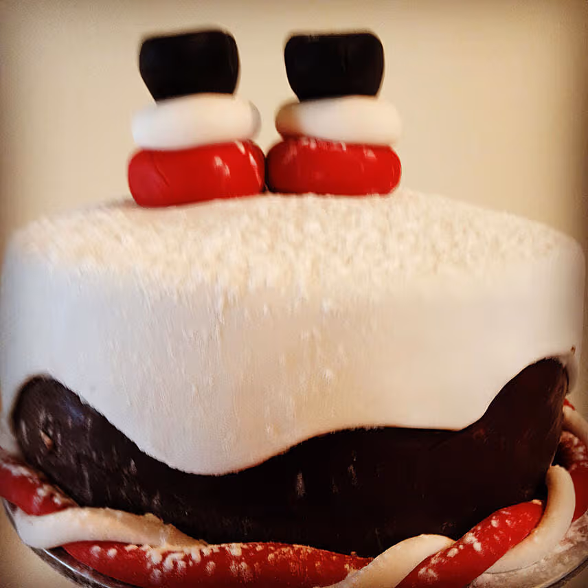 Snowy Santa Chocolate Cake 6 inches Eggless