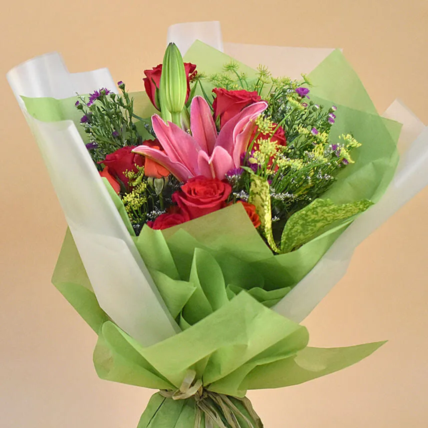 Prepossessing Mixed Flowers Bunch