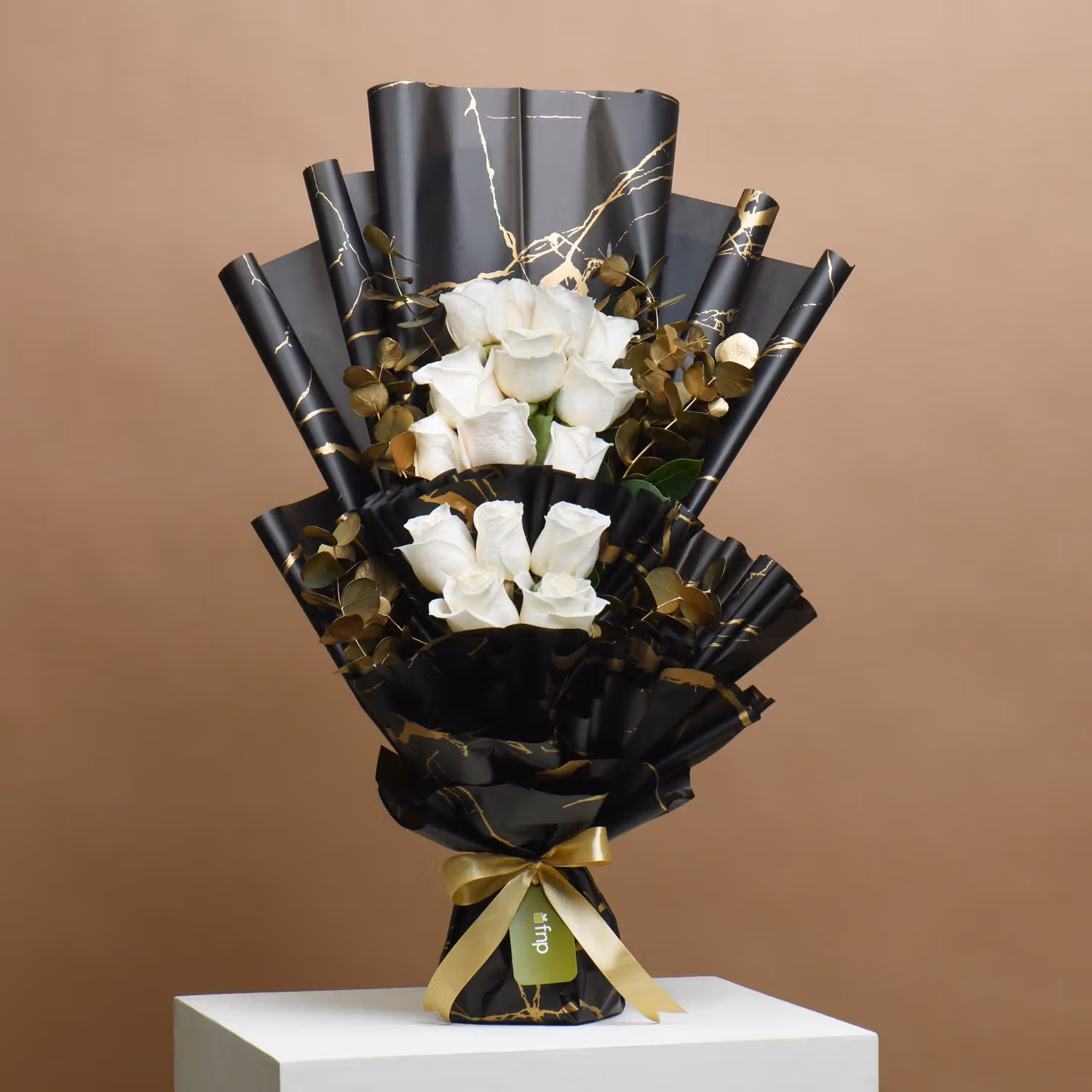 Snowy Roses Bouquet