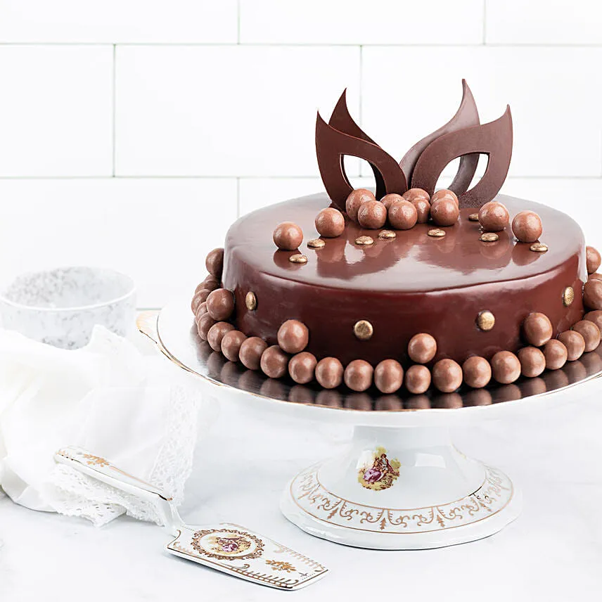 Maltesers Cake