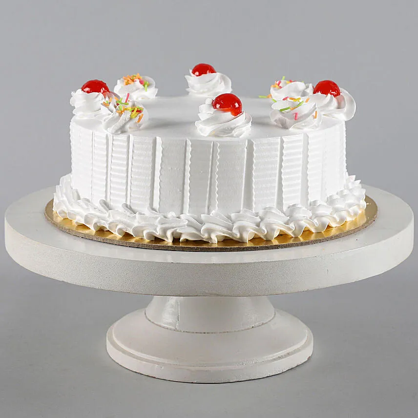 Fresh Vanilla Cake 1.5 Kg