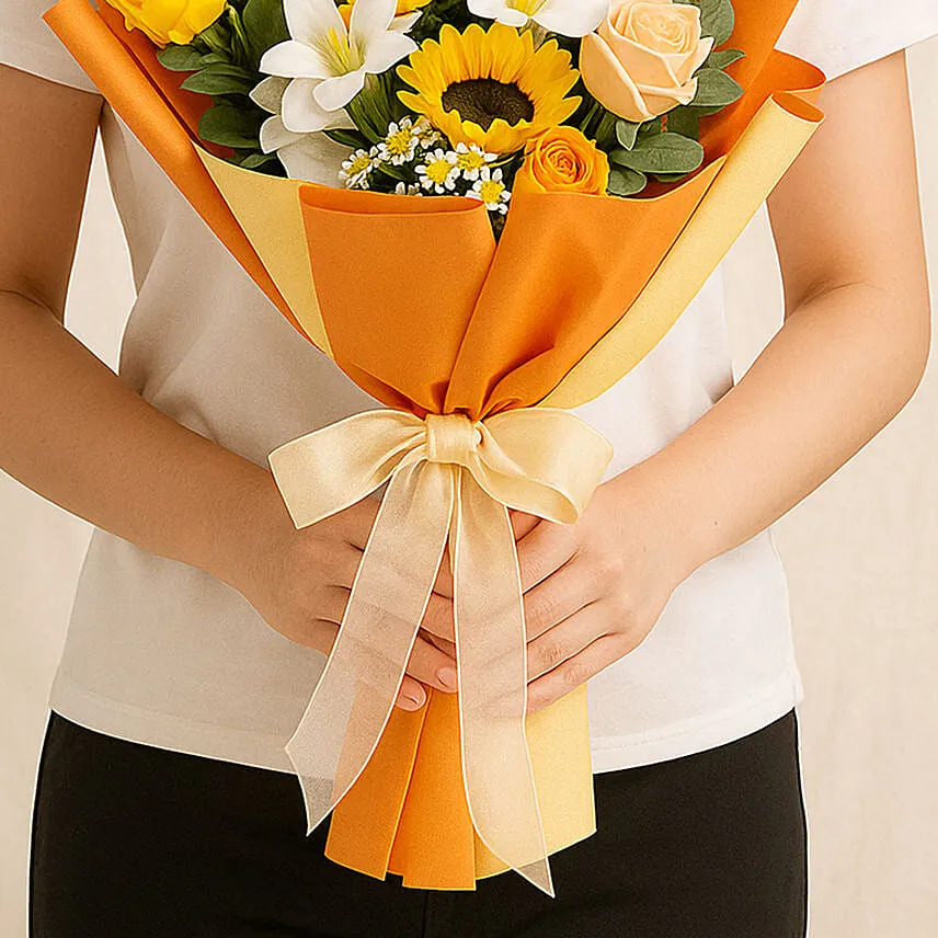 Graceful Mixed Flower Bouquet