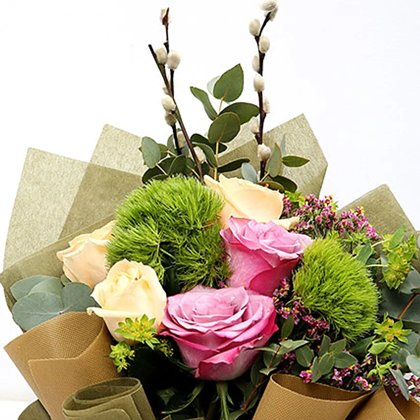 Mixed Roses and Green Trick Flower Bouquet