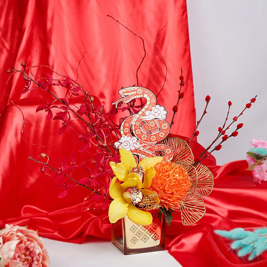 Snake New Year Flowers Vase