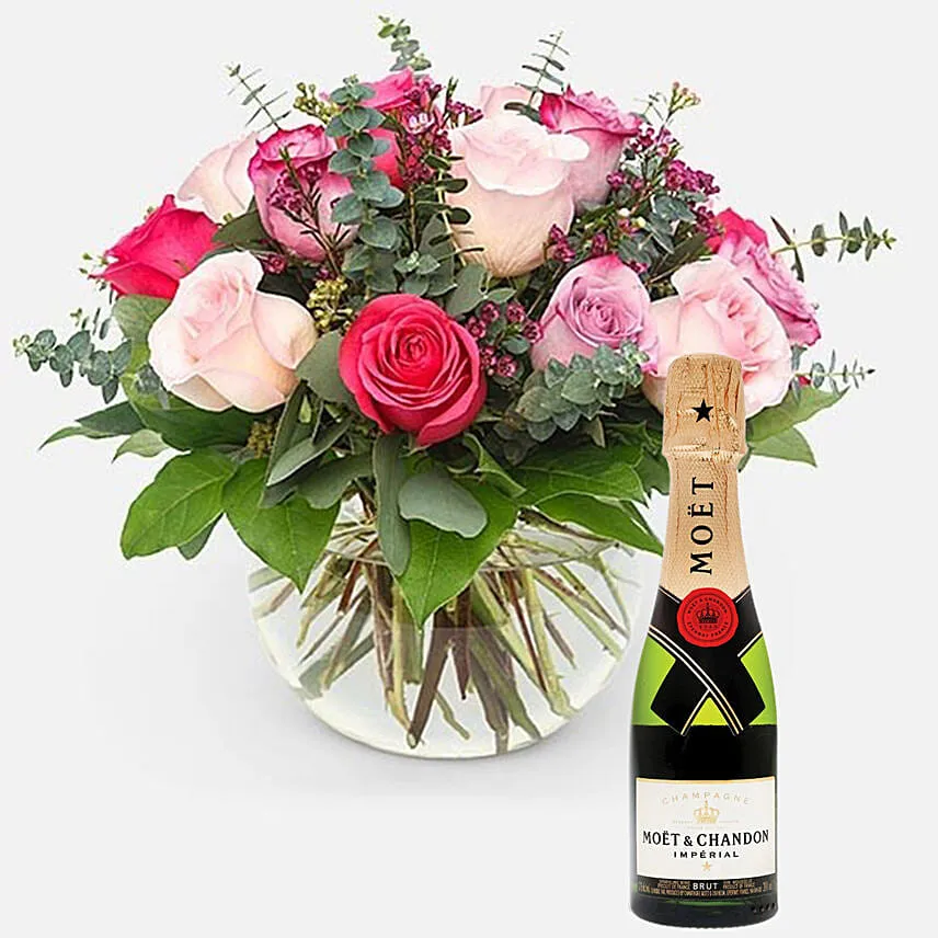 Elegant Mixed Roses Fishbowl Vase Arrangement with Moet Champagne 200ml