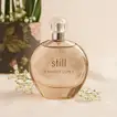 عطر جينفر لوبيز ستل نسائي مع ورد صناعي أنيق