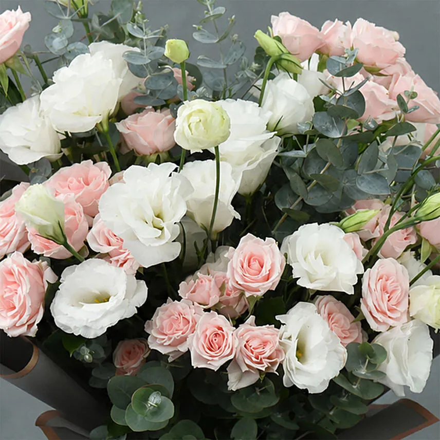 Spray Rose and Lisianthus Bouquet