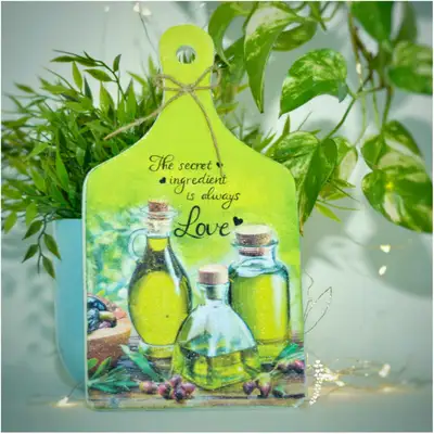 Charming Decorative Artificial Wooden Chopping Board - Perfect for Home Decor