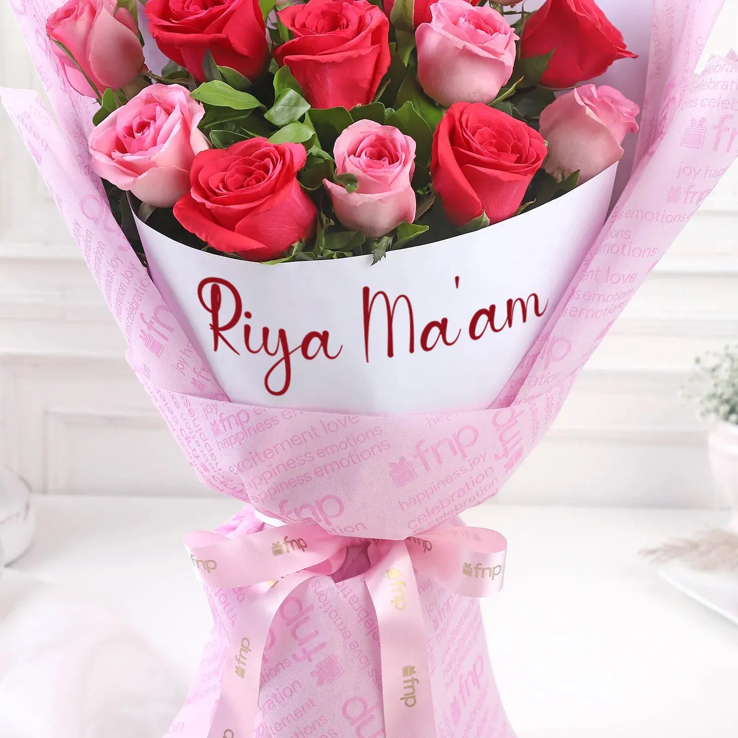 Roses of Admiration: Elegant Pink Bouquet for Special Occasions