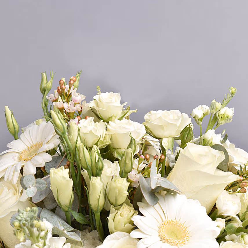 White Beauty Hand Bouquet