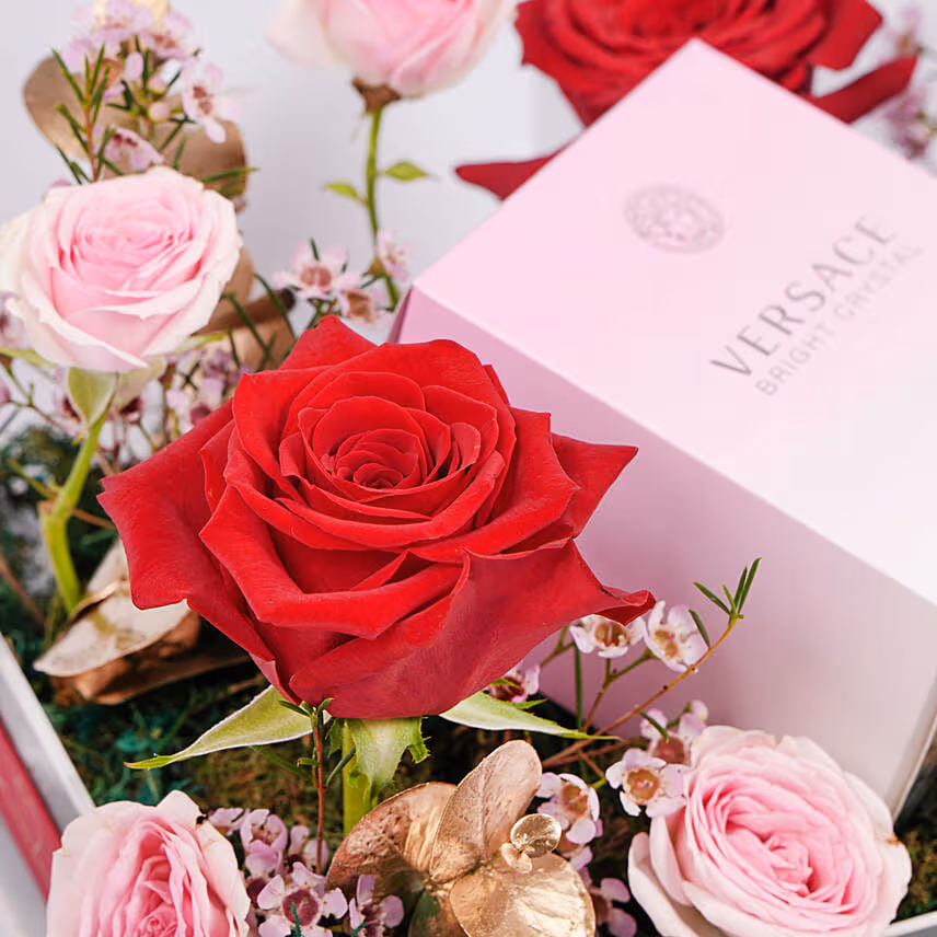 Romantic Valentineâ€™s Gift Set For Her