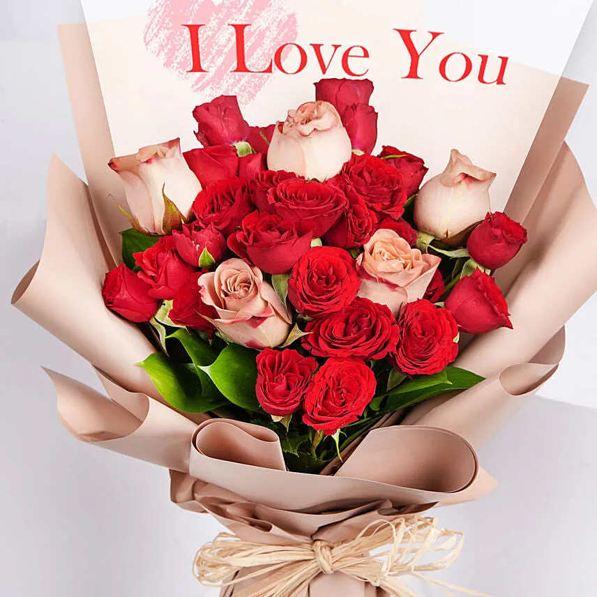 8 Cappaccino And Red Roses Hand Bouquet
