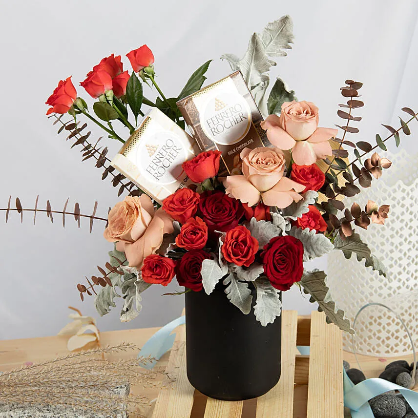 Majestic Roses Jar with Ferrero Chocolate Bars