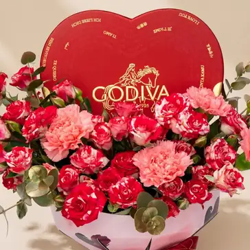 Eternal Love Roses & Godiva Chocolates Gift Box