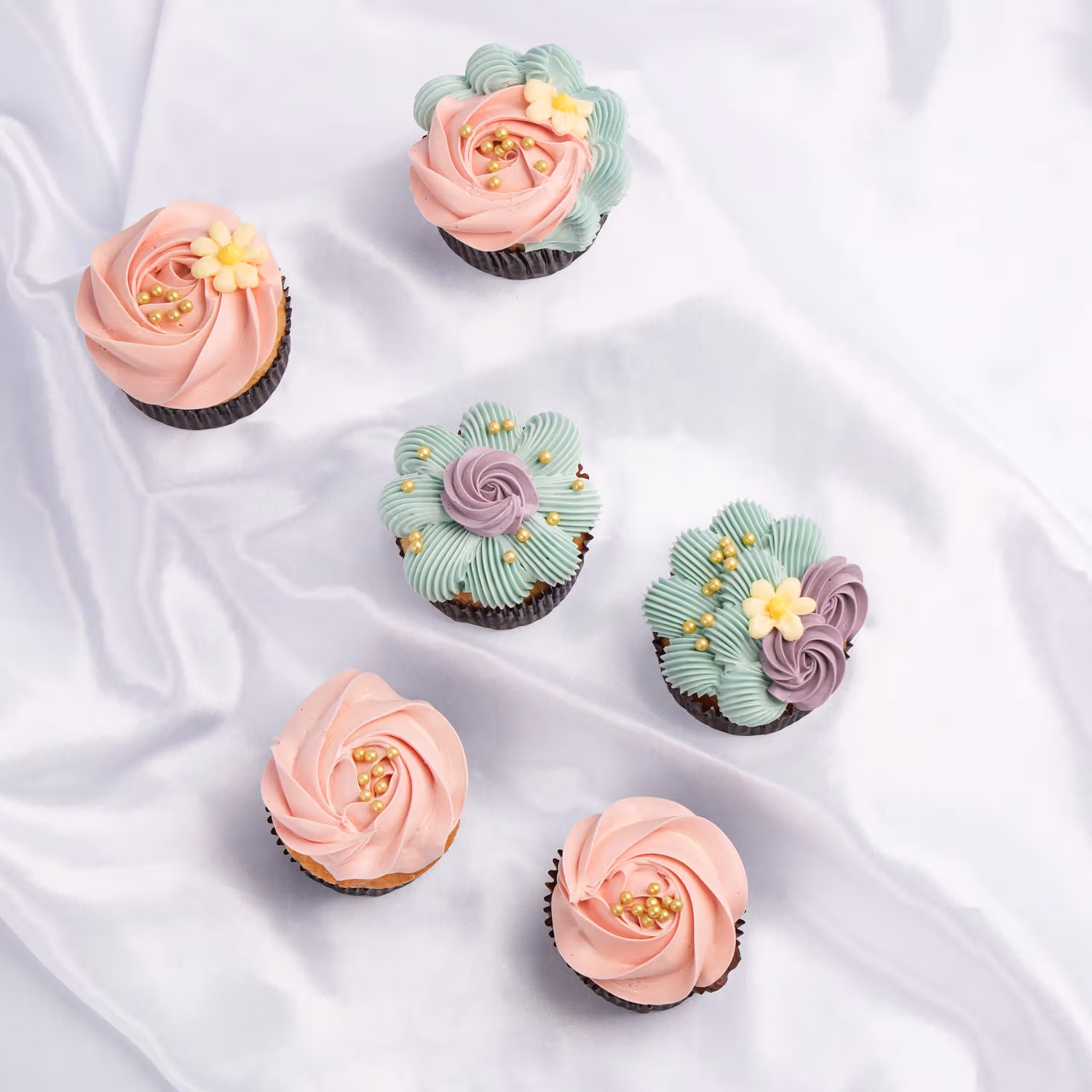 Delightful Pastel cupcakes - Vanilla