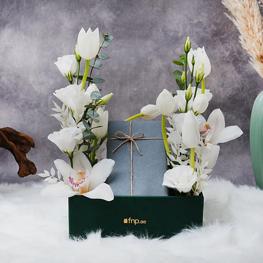 Iphone 15 Pro Max 1 TB  Black Titanium Gift Box with Flowers