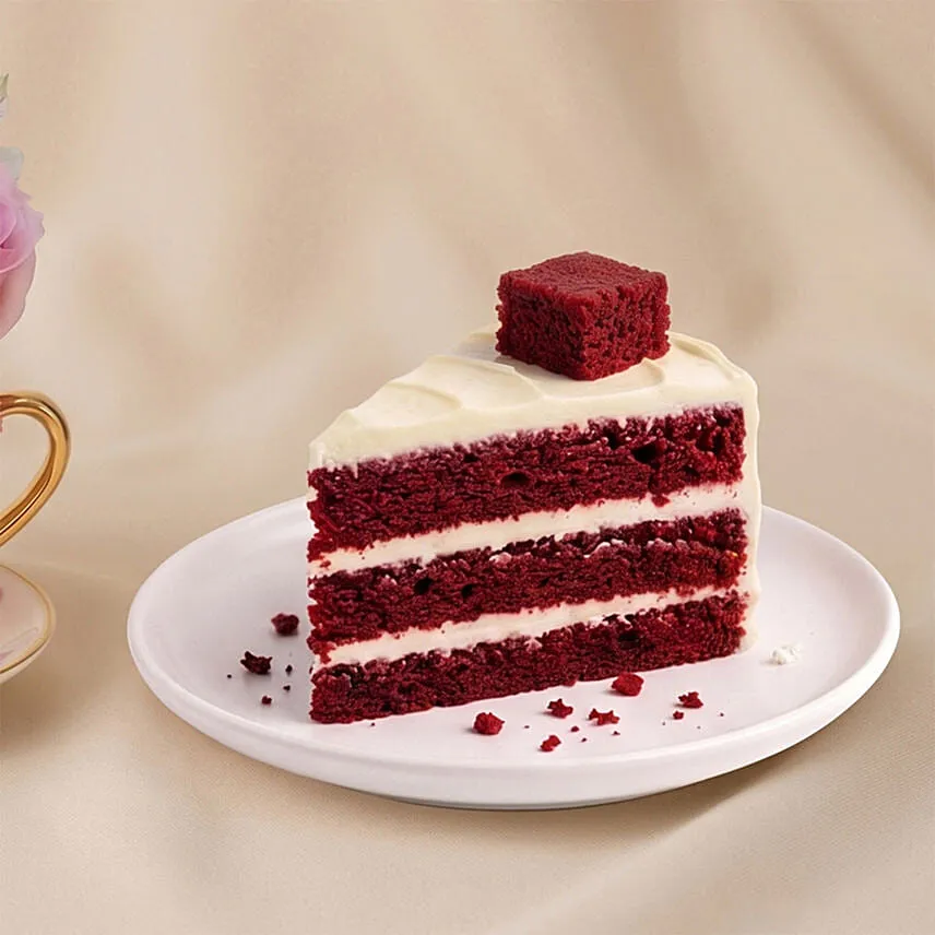 Gerbera Teacup with Red Velvet Cake Slice
