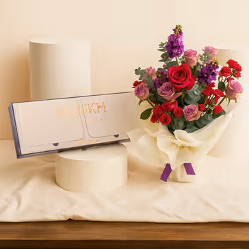 MUNIKH Beethoven Chocolate Box n Flower Bouquet