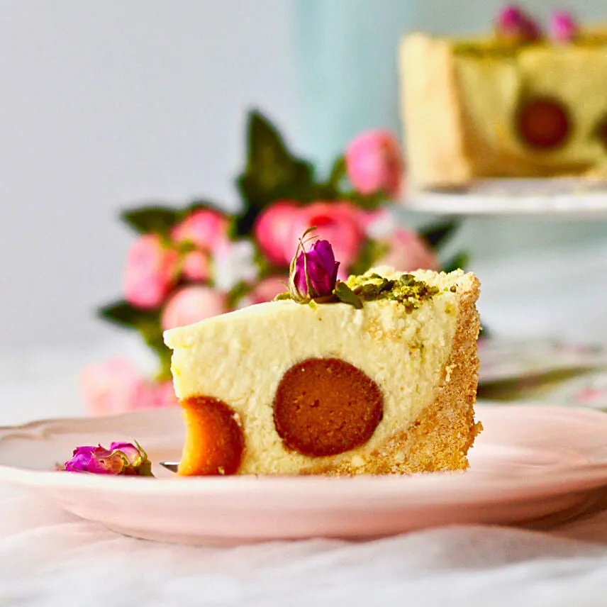 Cheesecake With Gulabjamun Stuffing 8 Portion