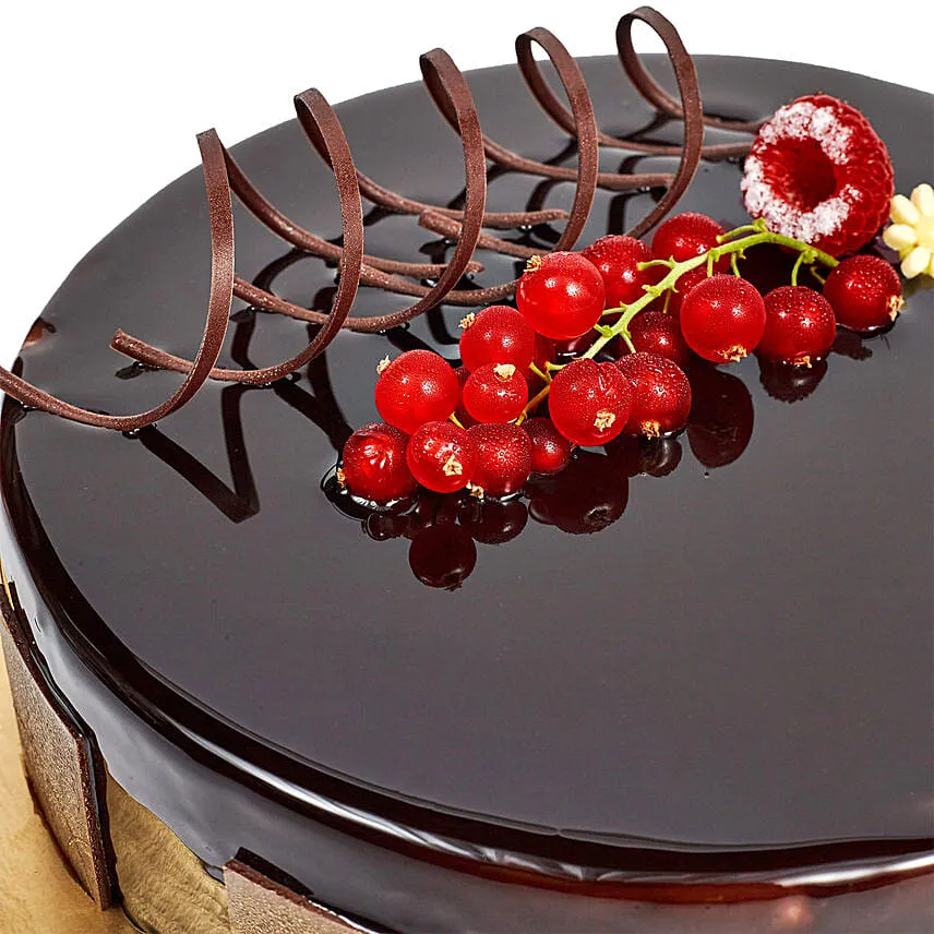500 grams Eggless Chocolate Truffle Cake For Birthday