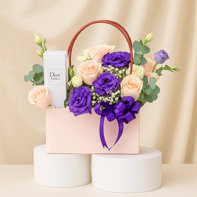 Dior Addict | Blush & Bloom Floral Gift Set with Fragrance