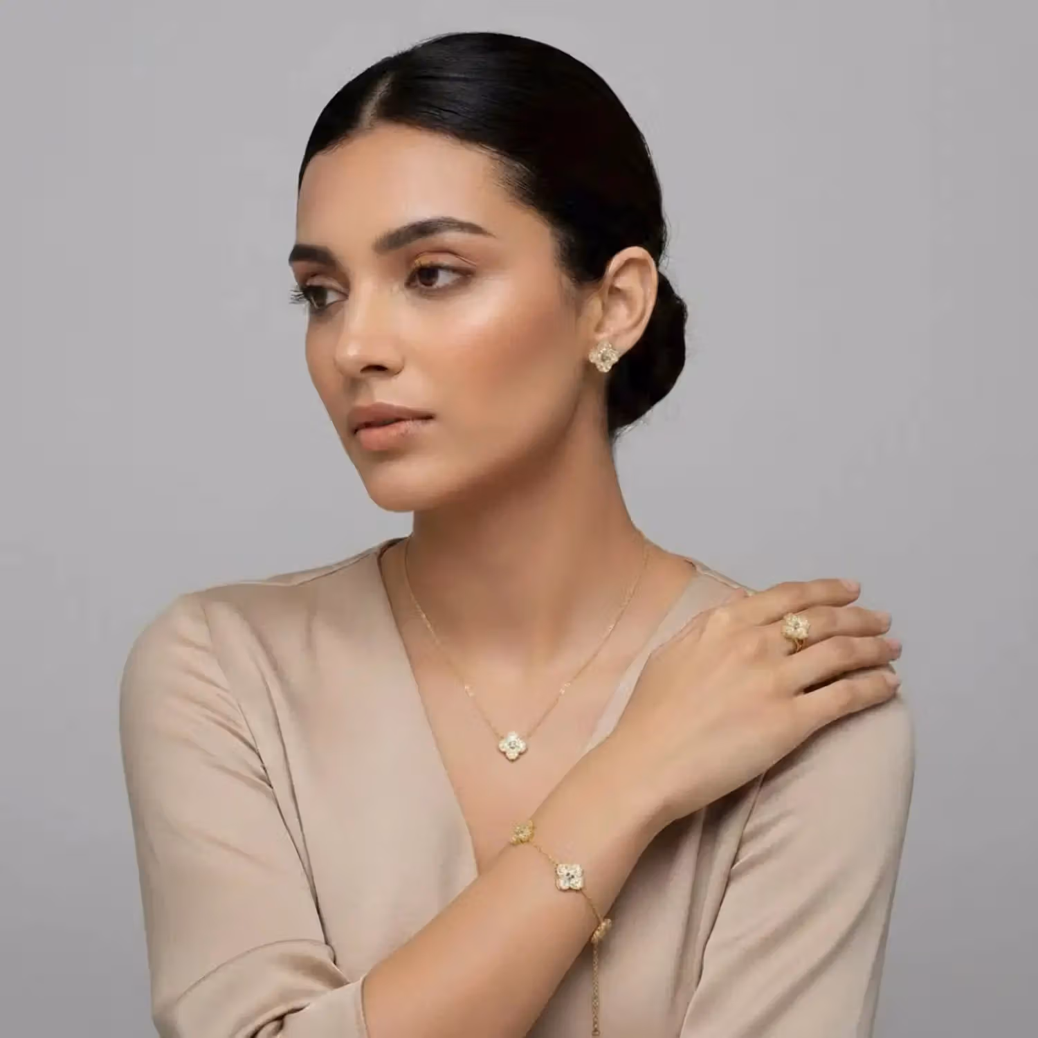Golden Blossom Jewelry Set by Signature Jewelry - Elegance and Craftsmanship