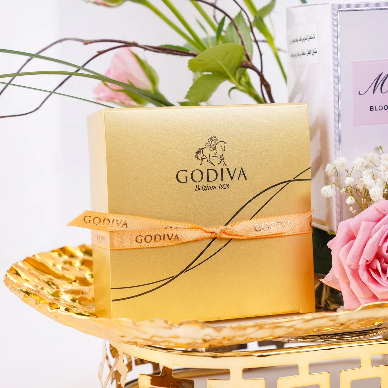 Godiva n Miss Dior Blooming Bouquet Women Perfume Flower Tray