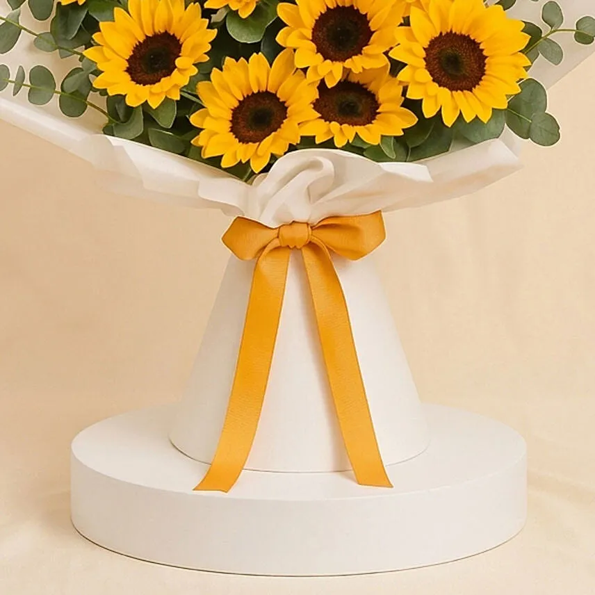 Beautiful Sunflower Hand Bouquet