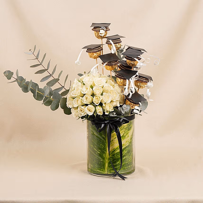 Graduation Vase Arrangement – Convocation Gift