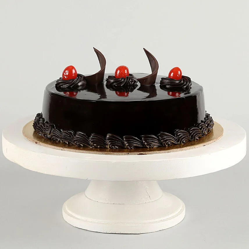 Chocolate Truffle Cream Cake Half kg