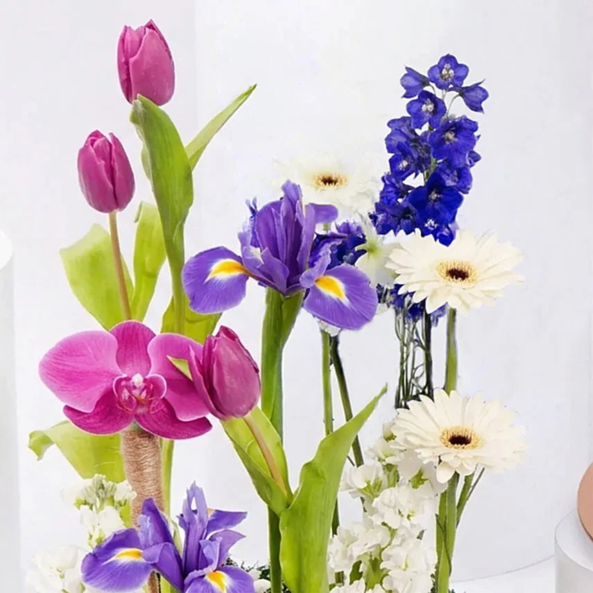 Dubai Chocolate Cake 4 Portion And Flowers